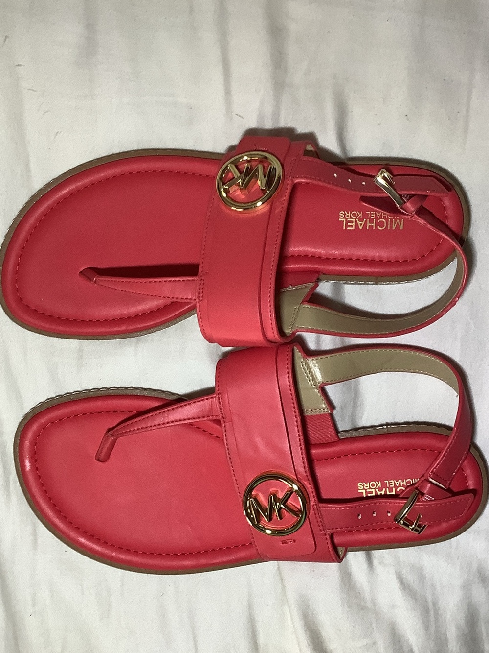 Michael Kors Coral Red Thong Sandals with Gold MK Emblem - Picture 2 of 4